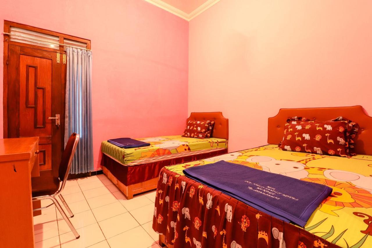 The Joglo Family Hotel Magelang Zewnętrze zdjęcie