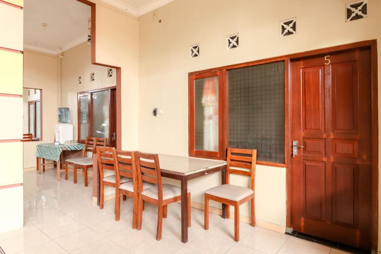 The Joglo Family Hotel Magelang Zewnętrze zdjęcie