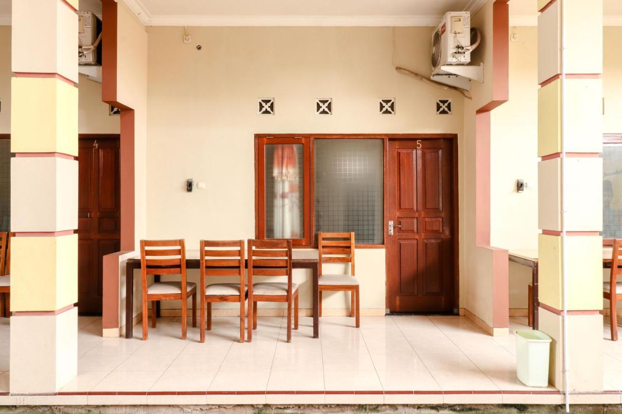 The Joglo Family Hotel Magelang Zewnętrze zdjęcie